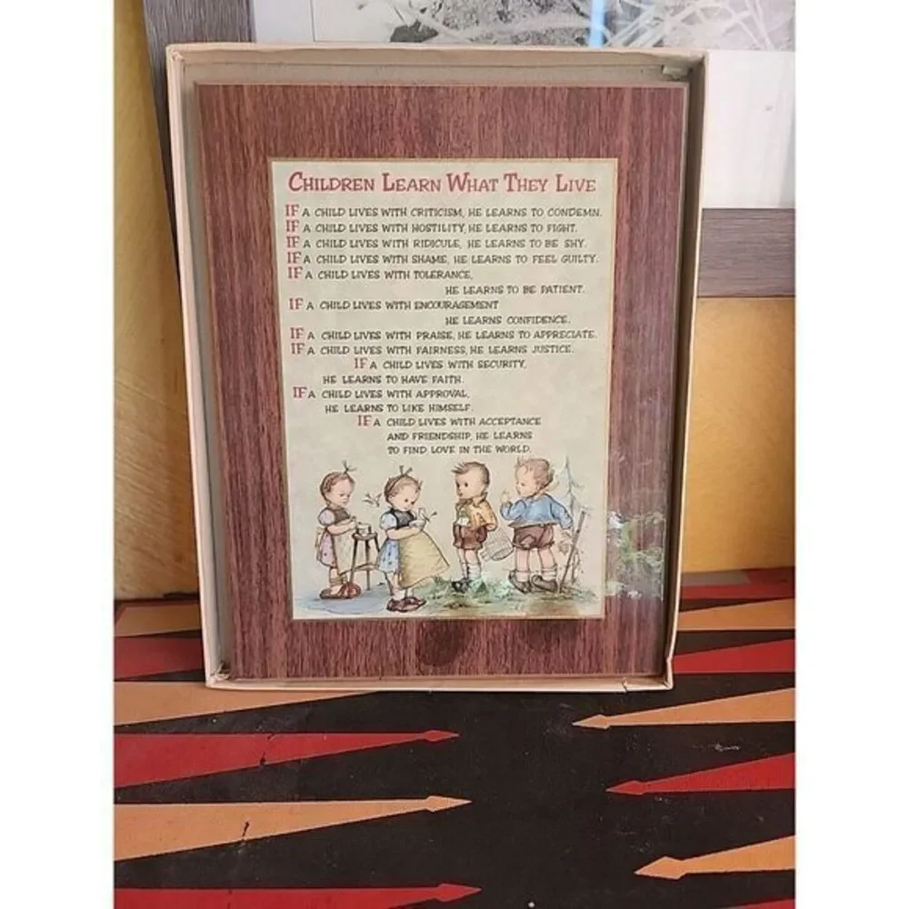Children Learn What They‎ Live Vintage Saying On Pressed Wood 9 X 7 Inches